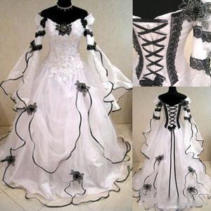 2018 Vintage Gothic Plus Size Wedding Dresses With Long Sleeves Black Lace Corset Back Chapel Train Bridal Gowns Wedding Dresses321E