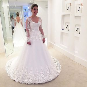 Modern Long Sleeves Ball Gowns Wedding Dresses Sexy V Neck Lace Appliques Beaded Tulle Vestido De Noiva Bridal Gowns HY4233