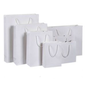 10 Boyutları Beyaz Kağıt Torbaları Kağıt Hediye Çantası Kolu Ile Beyaz Kağıt Alışveriş Çantası Stokta