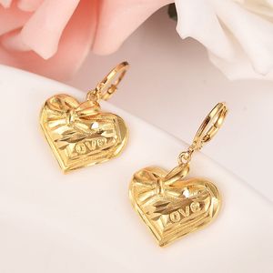 Set di orecchini pendenti con collana a forma di cuore in oro riempito di AMORE Set di gioielli da donna PNG Il miglior regalo di Dubai