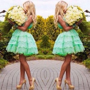 Härlig Kort Prom Klänningar Tank Neckline Tiered Skirt Mint Green Lace Girls Party Dresses 2018 Nyanlända