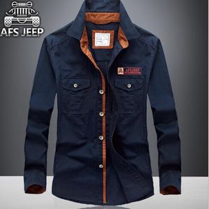 AFSジープ長袖シャツ男性冬のビッグサイズメンズコットンシャツのソリッドカラープラスカシミアコートシャツプラスSI314H