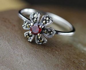 Vintage Kwiat Design Czerwony Kamień Grange Real Sterling Thai Silver 925 Biżuteria Kobieta Walentynki Gift 6 7 8 Love Ring Women
