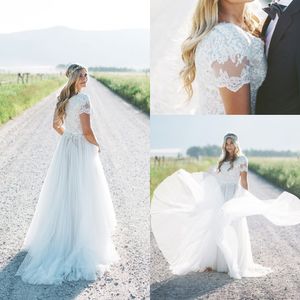 Koronkowa Top Tulle Spódnica Boho Skromne Suknie ślubne 2020 z krótkimi rękawami A-Line Krótki pociąg Scoop Neck Kobiety Bohemian LDS Bridal Suknie