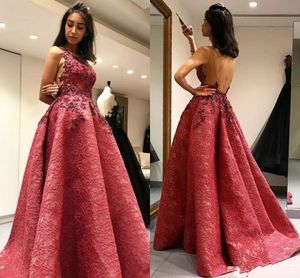 Designer Sexy New Prom Dresses Backless Lace Applique Jewel Neck Sweep Train A Line Formal Party Gowns Evening Dress Elegant