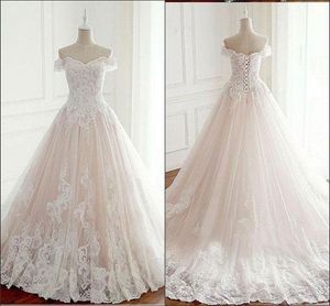 2022 A-line Prom Dresses Off The Shoulder Short Sleeve Lace Applique Draped Empire Waist Evening Gowns Formal Dresses Special Occasion Dress