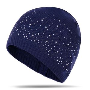 冬の暖かいビーニーの帽子女性の柔らかい編み物の頭蓋骨の帽子帽子女性のファッションラインストーンの綿の帽子帽10pcs /ロット