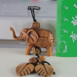 Lucky Elephant Carving Wooden Pendant Keychain Key Ring Chain Evil Defends Gift2417