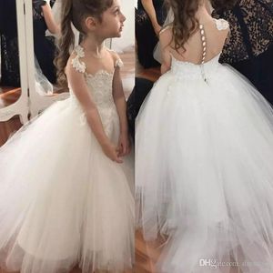 Lovely Boho Flower Girls Abiti per matrimoni con maniche di pizzo appliqued pizzo Abiti da sposa prima comunione bella per i bambini