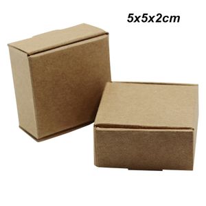 50 قطع الكثير 5x5x2 cm البني كرافت ورقة كرافت صناديق تغليف كرتون صناديق التعبئة diy الزفاف حزب هدية عيد الملحقات حزمة صناديق