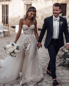 Sweetheart Wedding Dresses A-line Floral Applique Lace Sheer Waist Backless Beach Wedding Dress Country Bridal Dresses 2019 Designer