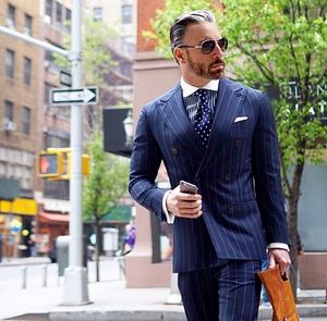 Yeni Varış Damat Smokin Kruvaze Mavi Şerit Tepe Yaka Groomsmen İyi Adam Suit Erkek Düğün Takımları (Ceket + Pantolon + Kravat) NO: 1183