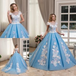 Księżniczka Balowa Suknia Prom Dresses 2018 Jasnoniebieski Sheer Neck Koronki Appliqued Flower Suknie Wieczorowe Rocznika Formalna Sukienka Korownicza