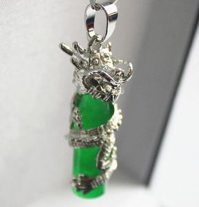 Gros livraison gratuite fantaisie chinois vent cylindre vert Drago de pietre pendentif collier