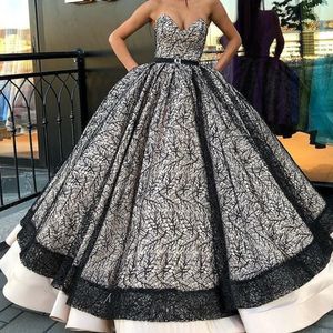 رائع الأسود الرباط فساتين السهرة مثير الخامس الرقبة أكمام شاح الكرة ثوب فساتين quinceanera براقة فستان حفلة موسيقية رائعة مساء اللباس