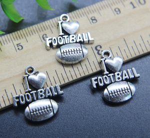 Commercio all'ingrosso 30 pezzi I LOVE Football Lega Charms Ciondolo Retro Creazione di gioielli Portachiavi fai da te Ciondolo in argento antico per orecchini braccialetto 20 * 18mm