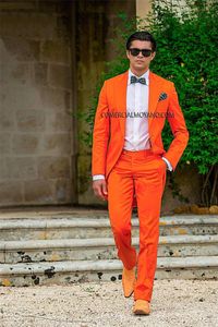 Popular Groomsmen Peak Lapel Groom Tuxedos Orange Men Suits Wedding/Prom Best Man Blazer/Bridegroom( Jacket+ Pants+ Tie ) M780