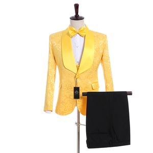 Nuovo arrivo Groomsmen Giallo Smoking dello sposo Scialle Raso Risvolto Abiti da uomo Sfiato laterale Matrimonio / Prom Best Man (Giacca + Pantaloni + Vest + Cravatta) K932