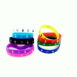 New Rushed Real 100pcs Letters crucifix Print Elastic jelly Silicone Bracelet Trendy Rubber Elasticity Wristband Wrist Band Cuff Sport gift