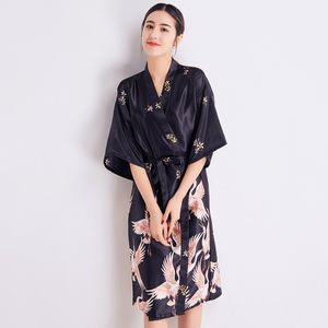 Sleepwear Wedding Bride Bridesmaid Dressing Glown Sexig Black Women Robe Summer Kimono Bathrobe Satin Nightgown Printed Home Dress MXXL