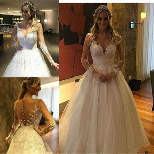 2018 Sexy Wedding Dresses Hand Made Flowers Long Sleeve V-Neck Beads Appliques Country Style Wedding Bridal Gown