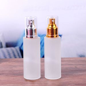 50ml Szkło Frosted Puste Aluminiowe Mgła Spray Butelka Silver Gold Opryskiwacz 50g Pompa Refillable Cosmetic Perfumy Atomizer do olejku eterycznego