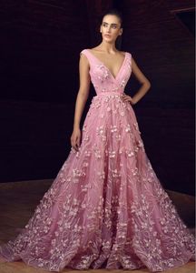 Rosa 2018 Ballkleider, langes sexy Kleid mit V-Ausschnitt, Abendgarderobe mit 3D-Blumen, A-Linie, Spitzen-Partykleider