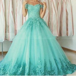 Vintage Ball Gowns Aqua Quinceanera Dresses Vestidos de 15 anos Sweetheart Off the Shoulder Lace Appliques Prom Dresses Sweet 16 Party Gown