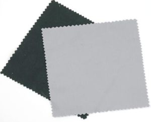 В продаже 170GSM 12 * 16см черная чистящая салфетка из микрофибры для чистки линз для очков / камеры / телефона в зигзагообразной резки 12 доступных цветов
