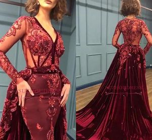 2019 Burgundia Velvet Mermaid Prom Dresses Długie Rękawy Głębokie V Neck Koronki Koraliki Suknie Wieczorowe Formalne Kobiety Party Suknie BC0731