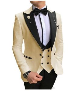 Slim Fit Beige Groom Tuxedos Black Peak Lapel Groomsmen Męskie Suknia Ślubna Styl Mężczyzna Kurtka Blazer 3 Piece Suit (Kurtka + Spodnie + Kamizelka + Krawat) 853