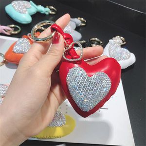 Portachiavi con cuore d'amore con strass Portachiavi in pelle di cristallo Borsa con ciondolo appeso Borsa con ciondoli Gioielli Portachiavi con portachiavi per auto