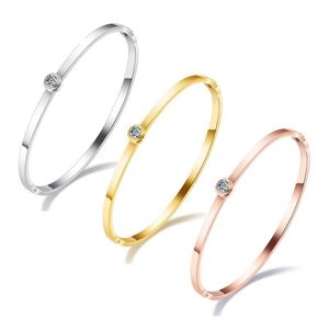 Nuovo braccialetto alla moda alla moda di lusso in oro rosa titanio acciaio semplice diamante zircone braccialetto per donna ragazza 17 cm