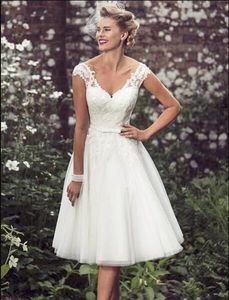 2019 Elegant Tea Length Short Wedding Dresses backless Cap Sleeves bow Appliques Lace Wedding Gowns Tulle V Neck Short Bridal Gowns Cheap