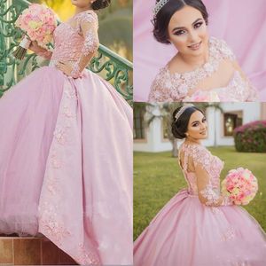 2019 New Arabic Rosa Puffy Ball Vestido Quinceanera Vestidos Lace Appliques Mangas Longa Tule com Destacável Festa de Trens Prom vestidos de noite