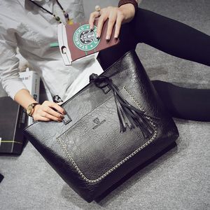 Designer Large Capacity Women Bags Shoulder Tote Bags bolsos New Women Messenger Bags With Tassel Famous Designers Leather Handbags