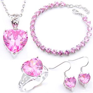 LuckyShine 925 Sliver Pink Heart Crystal Zircon Set di gioielli Orecchini pendenti Anelli Bracciale per le donne Moda Sposa Set di fidanzamento NOVITÀ