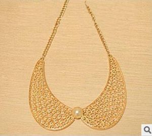 Fashion- Diamond Collars Pearl Starry Collar Necklaces Metal Material Pearl Collars Necklace Hollow Choker Necklaces Christmas Gift