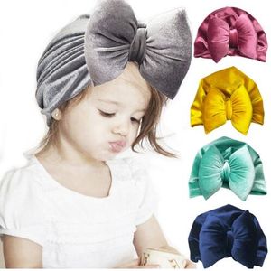 Big Bow Bebek Kapağı Kadife Bowknot Çocuklar Yeni yürümeye başlayan çocuklar Sonbahar Kış Şapkası Türban Kapakları Hindistan Şapkaları Kid Beanie Bonnet Xmas Partisi Fotoğraf Props