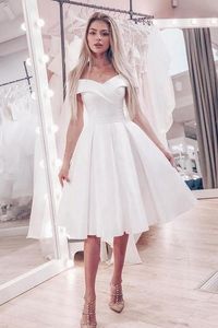 2019 Nowy Vintage Krótkie Suknie Ślubne Off The Ramię A-Line Satin Długość Kolana Nieformalne Suknie Ślubne Custom Made Proste 50s Bride Dress