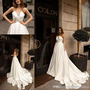 Abiti da sposa eleganti semplici A Line Pieghe senza spalline increspato Sweep Train Plus Size Abito da sposa Abiti da sposa Vestidos De Noiva