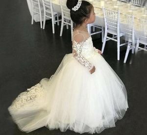Lila lavendel bloem meisje jurken voor boho bruiloften prinses een lijn halve mouw kant satijn kinderen pageant toga s
