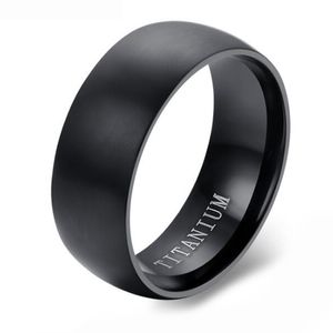 Klassische Runde Verlobungsringe großhandel-Runde Oberfläche Mens Classic Black Titan Stahl plain Hochzeit Engagement Band Ring