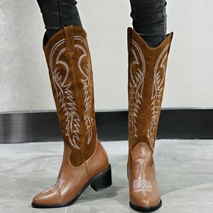 Stivali da Cowgirl occidentali Scarpe a punta Stivali da cowboy caldi invernali Scarpe da donna Cosacchi femminili alti al ginocchio Botas Mujer