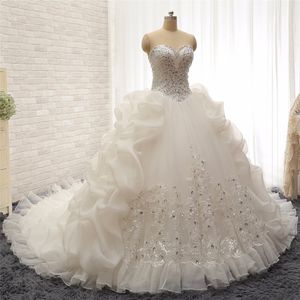 Vintage Crystal Suknie ślubne 2020 Sweetheart Frezowanie Ruffles Lace Appliqued Suknie ślubne Bride Dress Vestido de Noiva