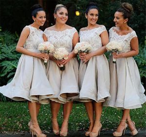 Knä längd brudtärna klänningar ny en linje utanför axel sommarland trädgård formell bröllopsfest gäst piga av ära klänningar plus storlek