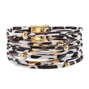 Läder Leopard Armband för kvinnor Män Bohemian Fashion Trendy Bangles Elegant Multilayer Wrap Wide Wristband Magnetic Clasps Smycken Presenter