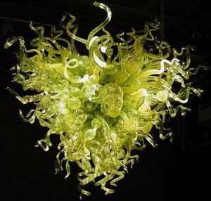 Moderna hängande lampor ljuskronor för bröllopsdekoration LED Saving Light Fixture Grönfärgad handblåst glas Indien Ljuskrona