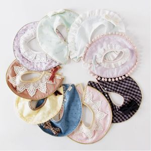 Baby Bibs Round Lace Burp Cloths Tassel Infant Bandana Bow Tie Fashion Cotton Saliva Towels Ruffle Bibs Kids Pinafore Dribble Bibs B7355