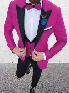 Mode Rose Red Groom Tuxedos Peak Lapel Groomsman Bröllop 3 Piece Suit Fashion Men Business Prom Jacka Blazer (Jacka + Byxor + Tie + Vest) 2867